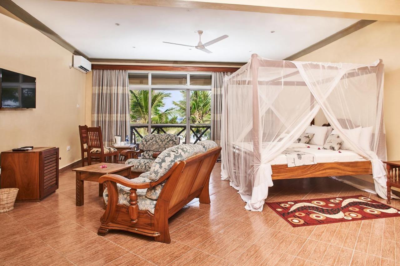Coral Beach Resort Diani Beach Exterior foto