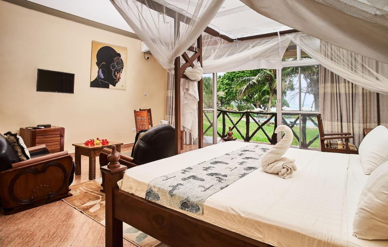 Coral Beach Resort Diani Beach Exterior foto