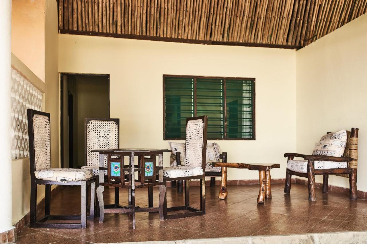 Coral Beach Resort Diani Beach Exterior foto