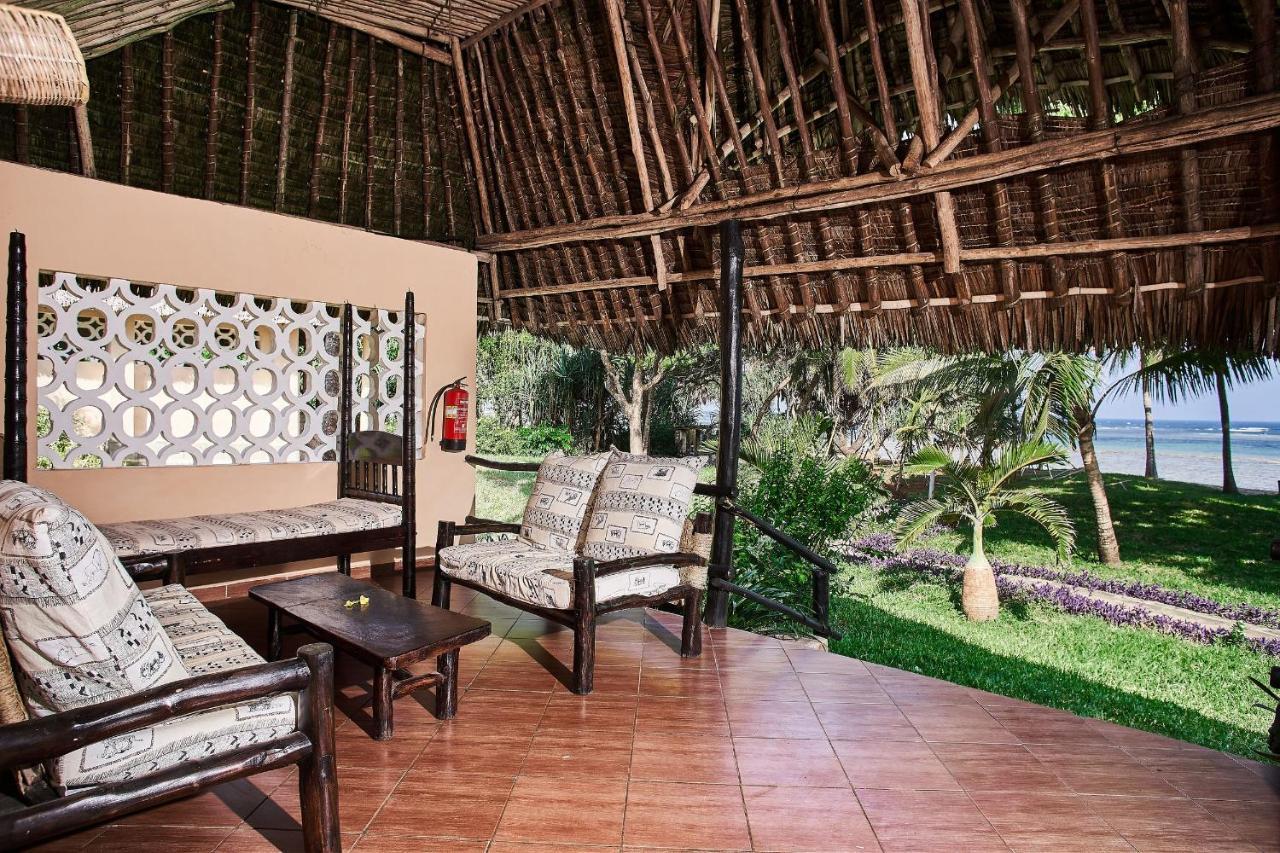 Coral Beach Resort Diani Beach Exterior foto