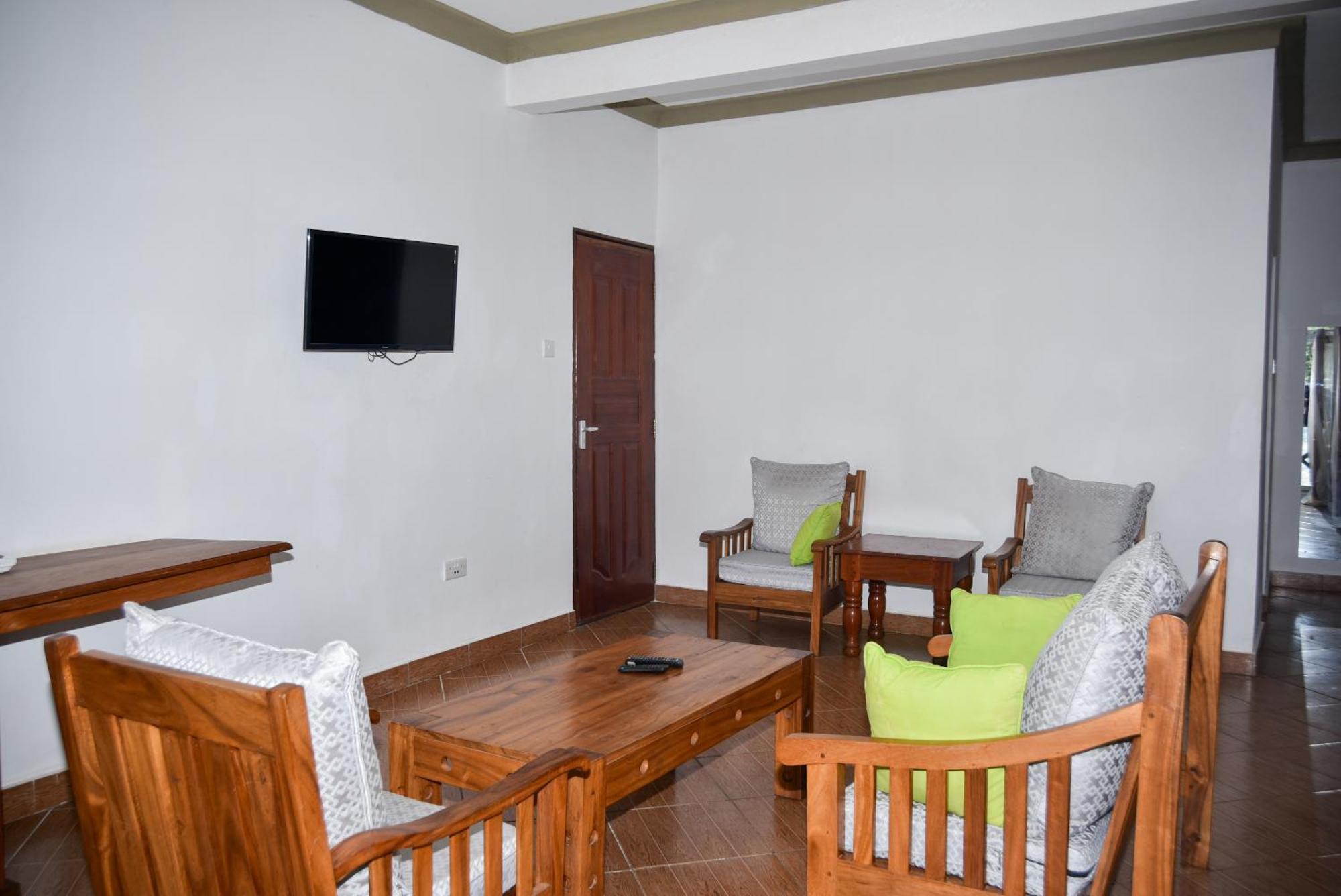 Coral Beach Resort Diani Beach Exterior foto