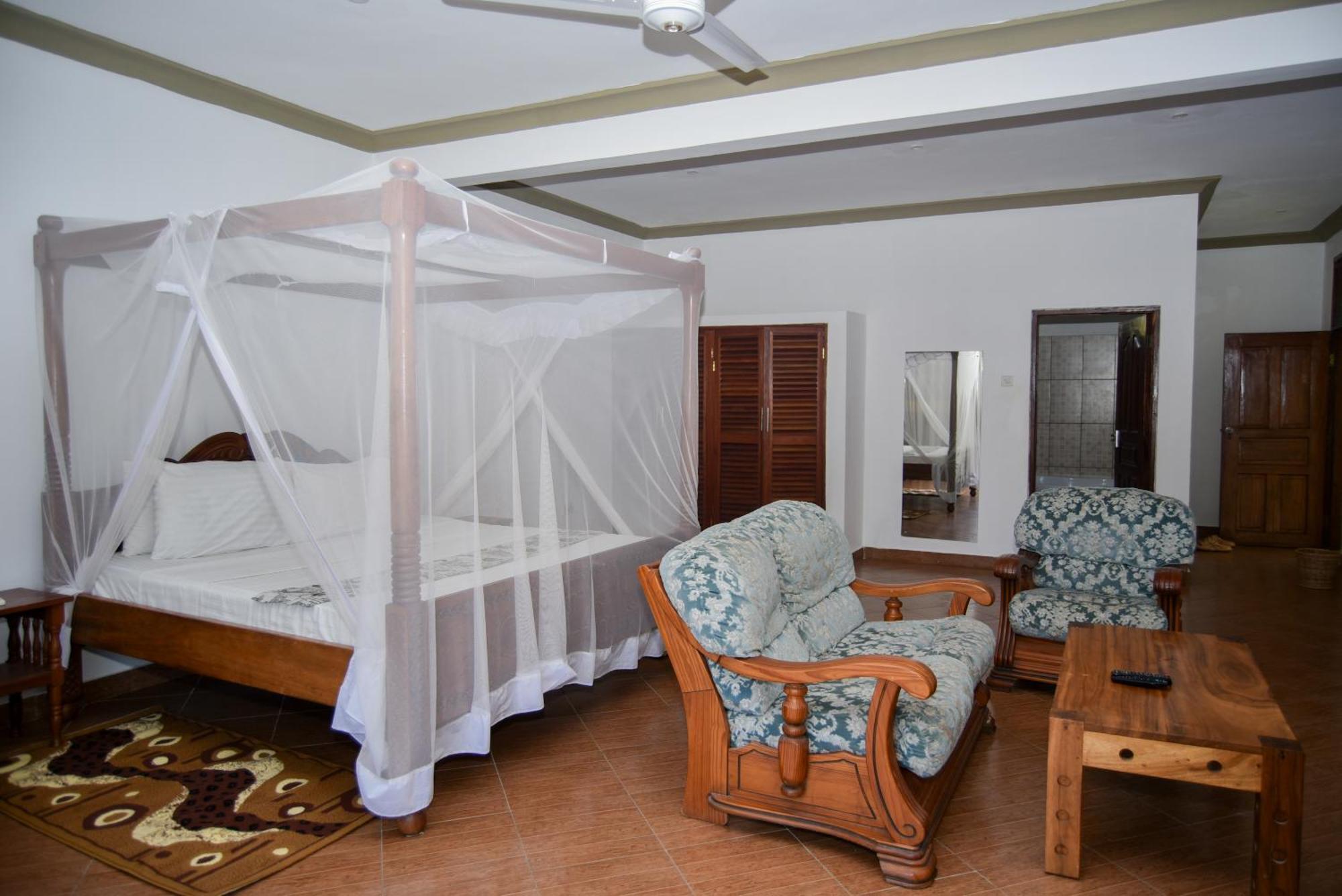 Coral Beach Resort Diani Beach Exterior foto