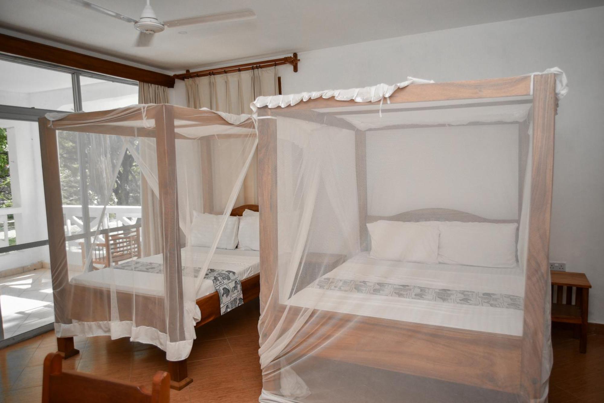 Coral Beach Resort Diani Beach Exterior foto
